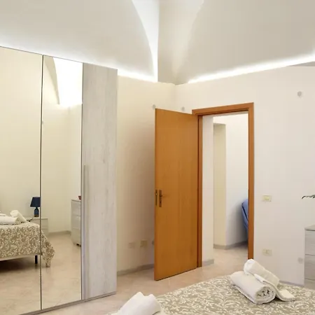 아파트 Casa Mazaro Family 마자라데발로